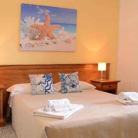 Coral B&B 切萨雷奥港 外观 照片