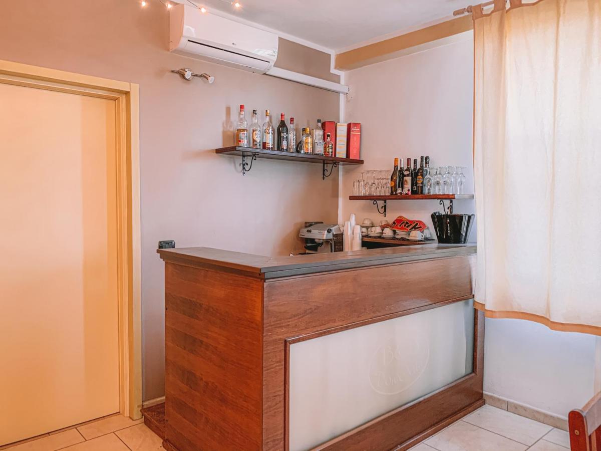 Coral B&B 切萨雷奥港 外观 照片