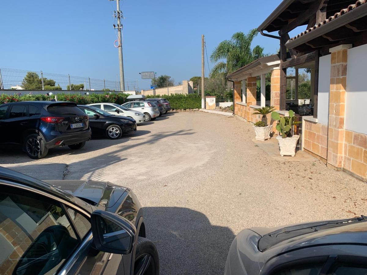 Coral B&B 切萨雷奥港 外观 照片